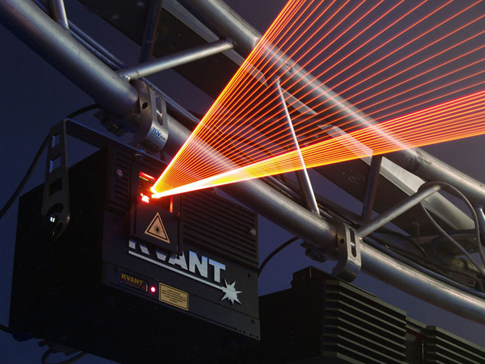 Laserdesigner Pangolin QuickShow Ausgabe auf Kvant Spektrum Laser